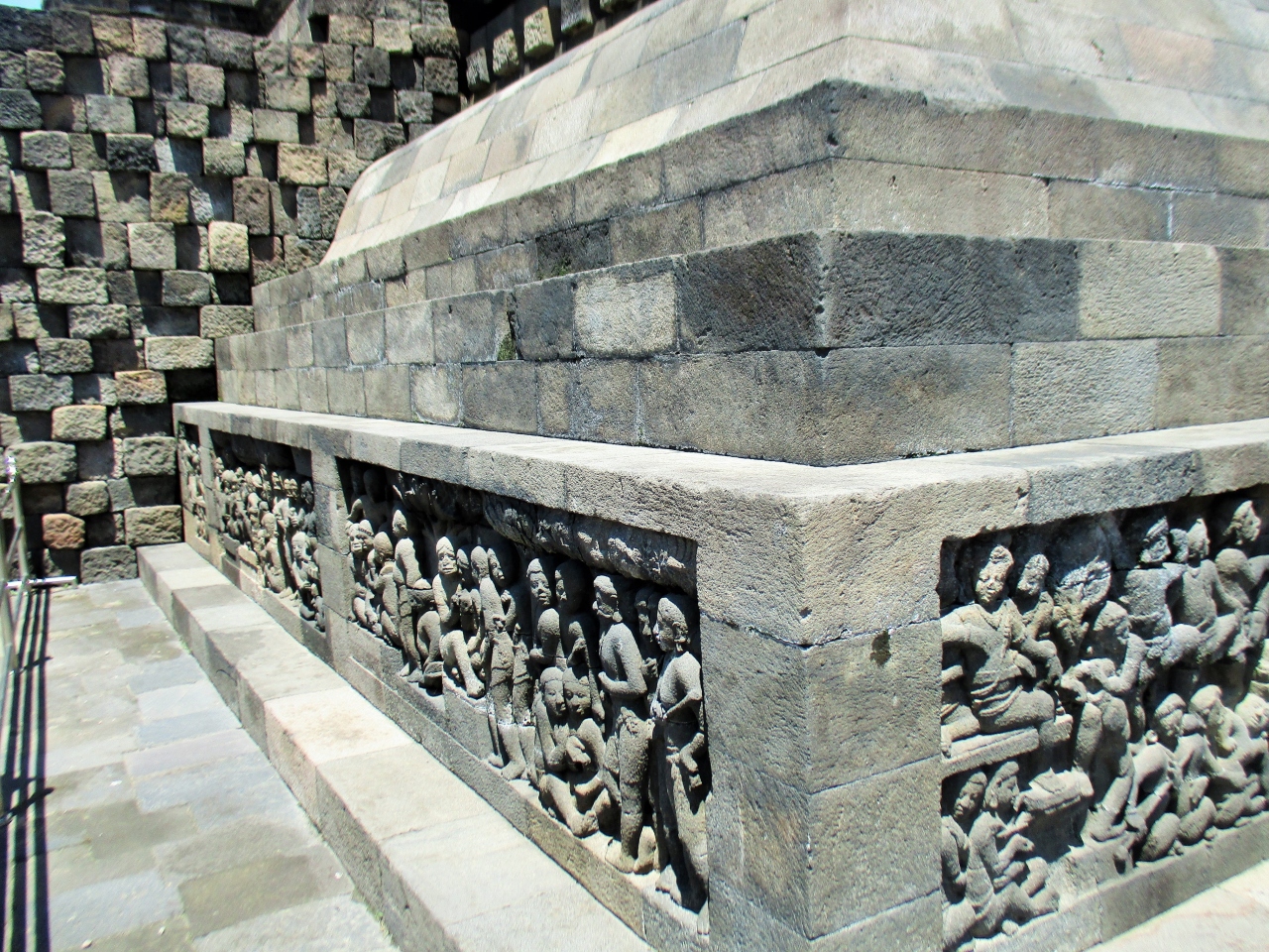 ボロブドゥール寺院遺跡群 Borobudur Temple Compounds