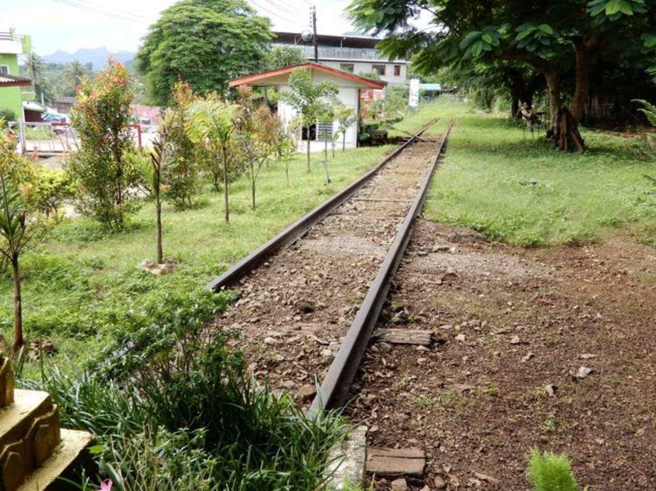 泰緬鉄道の線路 Myammar Thai Japanese Old Railway