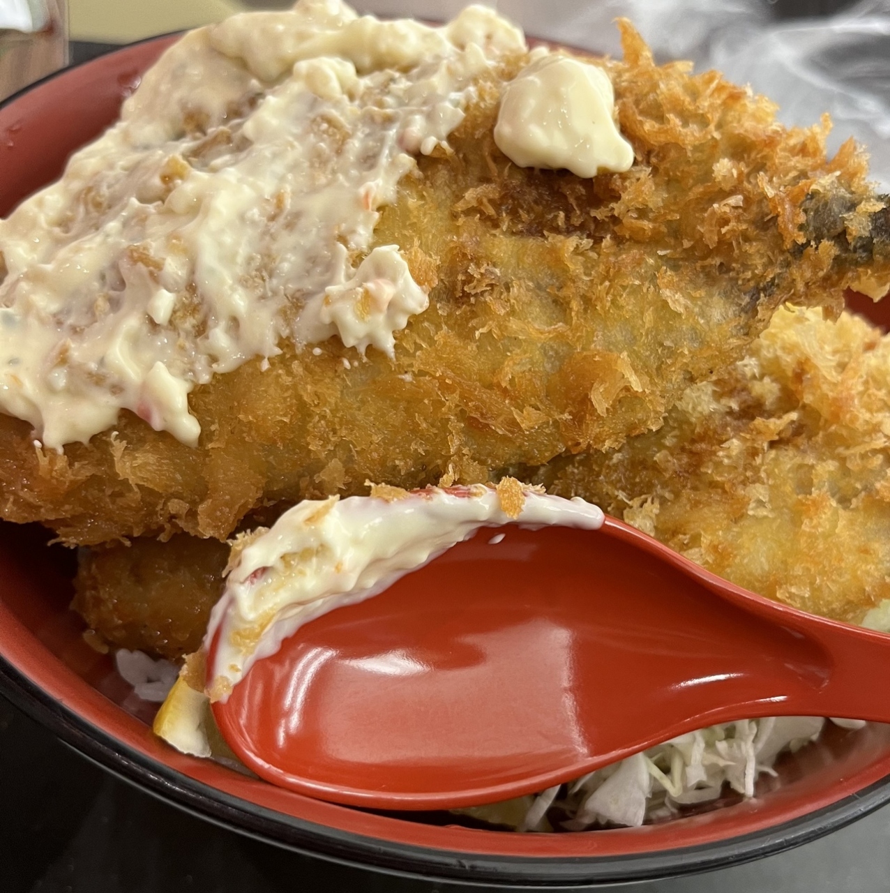 『特大アジフライ丼 海老名 名物』by うさぎ姫｜豊洲食堂 海老名サービスエリア(下り線)のクチコミ【フォートラベル】