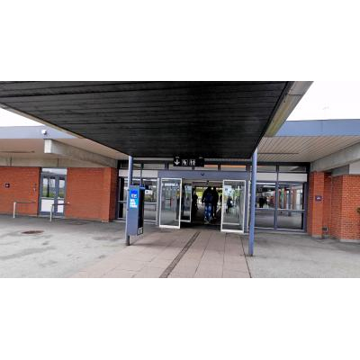 ���αؤκ�¦�˥�������å����ȥ��֥󥤥�֥󤬤���