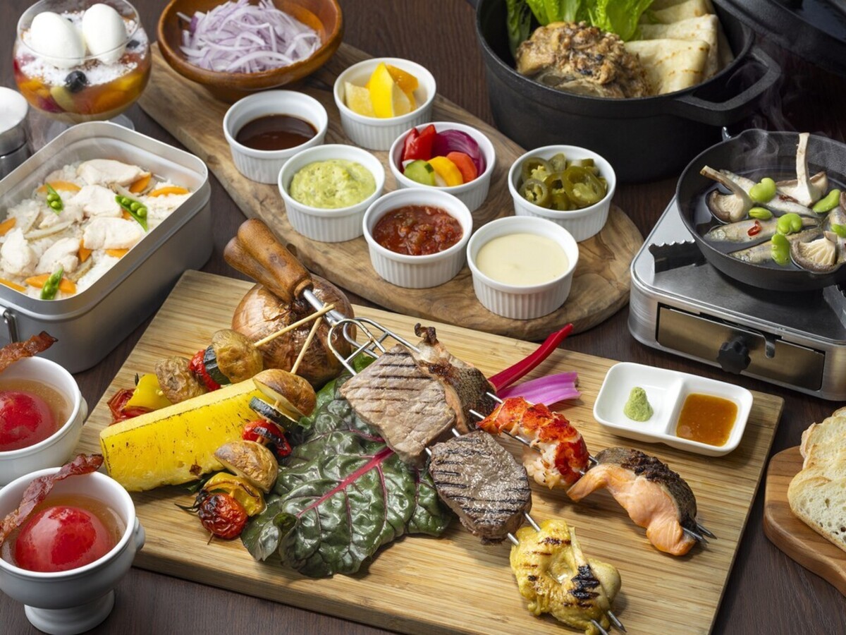 夕焼けの絶景の中、快適な空間でBBQ気分を満喫