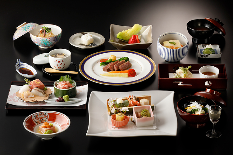 山海の幸を伝統的な日本料理で