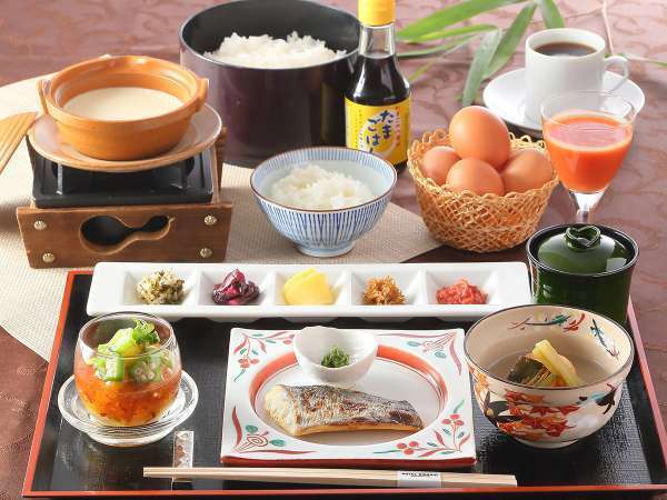 【朝食付】京を味わう老舗嵐山豆腐手作り体験付き
