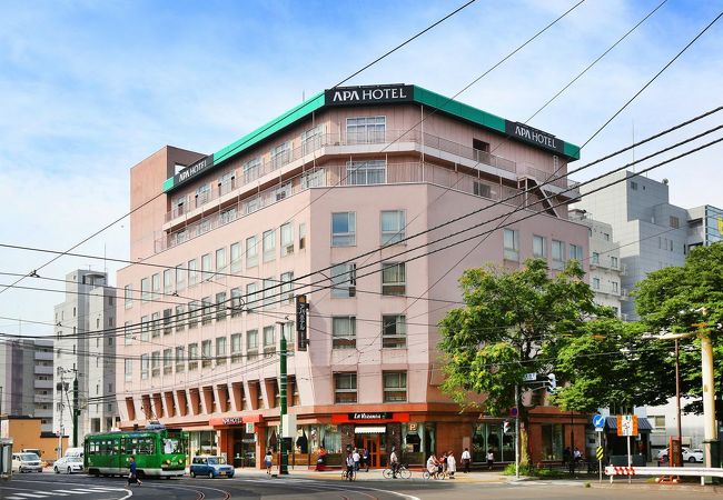 アパホテル<札幌すすきの駅西> 写真