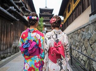 春の卒業旅行プラン ～チェキをもって着物で京さんぽ～ 写真