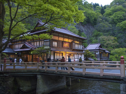 会津東山温泉　向瀧 写真