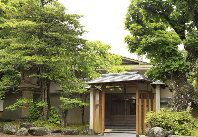 仙石原温泉 料亭旅館 いちい亭 写真