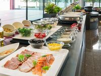 1日のスタートに、充実の朝食ブッフェ