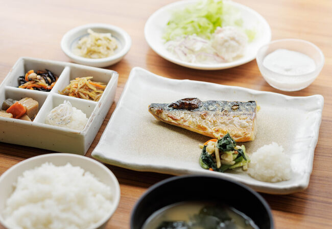 フォーポイント フレックス by シェラトン 大阪梅田 写真