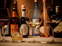 ホテルのバー＆ラウンジを気軽に愉しめるフリーフロー付きプラン