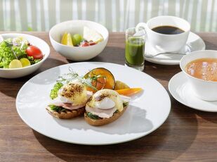 季節限定SALE  3種類の 和・洋メニューから選べる朝食付 写真