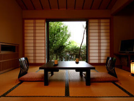 越後湯沢温泉　音羽屋旅館 写真