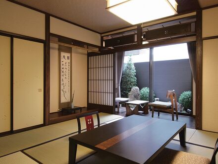 旅館　田邊 写真