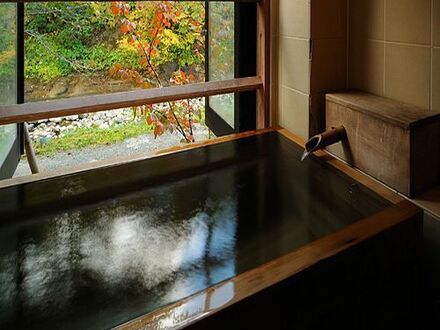 夏油高原温泉郷　美人の湯　瀬美温泉　桐の花・山吹の花 写真