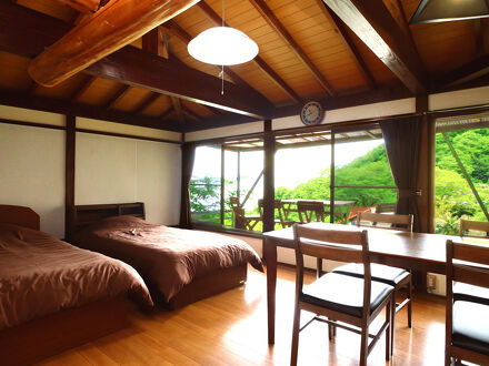 紺碧の海眺望の宿 コート ロシューズ 写真