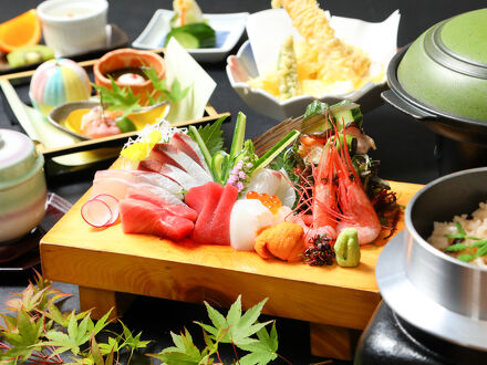 福井県市町村職員共済組合 芦原保養所 越路 写真