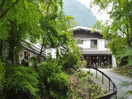 奥秩父 谷津川館 写真