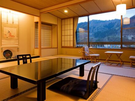 三朝温泉　依山楼　岩崎 写真