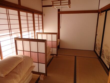 GuestHouse. 燈 写真