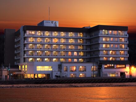 伝統と風格の宿 ホテル万長 佐渡島 写真