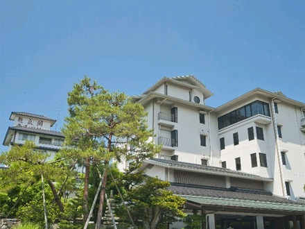 星空露天と味のおもてなし 金沢辰口温泉たがわ龍泉閣 写真