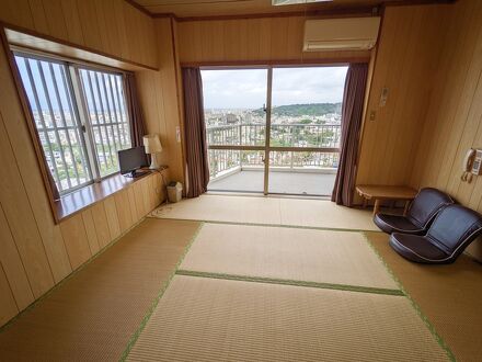 沖縄家庭料理の宿　なかはら 写真