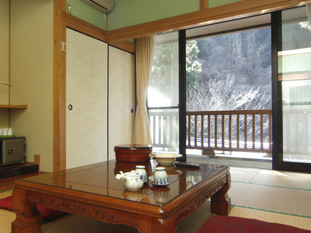 旅館 山林閣 写真