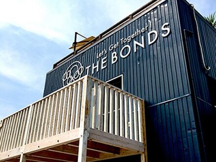 THE BONDS 写真