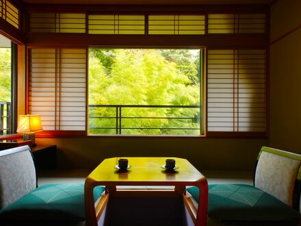 雨情の宿　新つた 写真
