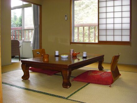 陣馬の湯　旅館　陣渓園 写真