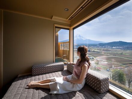 富士山温泉 ホテル鐘山苑 写真