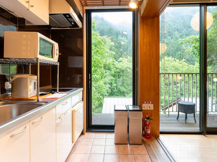 秋川渓谷 瀬音の湯 写真