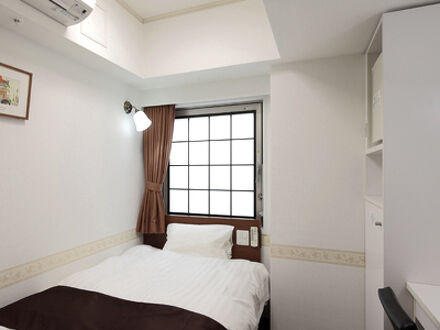 ホテルチェックイン四条烏丸 写真