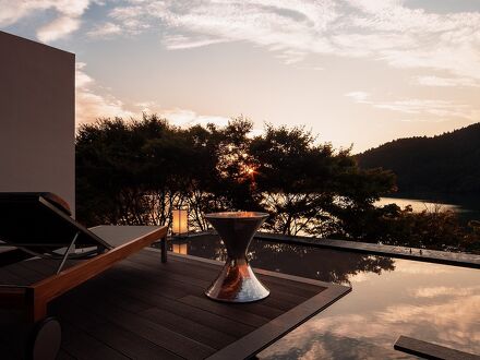 雲仙温泉・源泉かけ流し＆おしどりの池を望む美食の宿　東園 写真