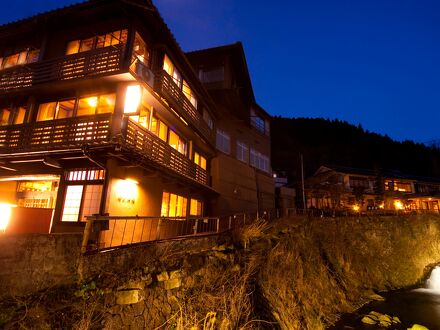 湯平温泉 右丸旅館 写真