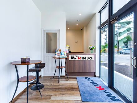 MR.KINJO IN NICA'S牧志駅 写真