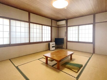民宿やまく館 写真