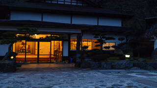 湯村温泉　伯雲亭