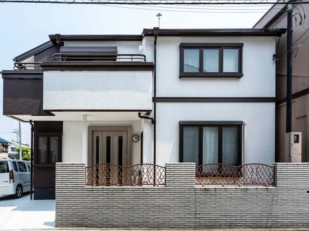 ＋9 駅前民宿 写真