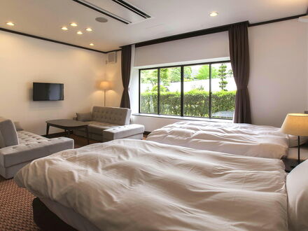 ホテルシルク温泉やまびこ 写真