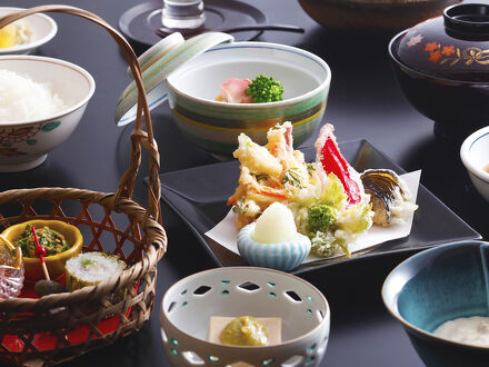 料理旅館 枕川楼 写真