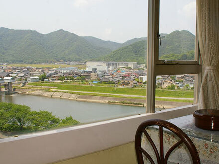 たつの市国民宿舎志んぐ荘 写真