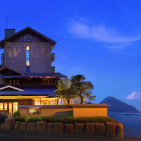 海と富士絶景の美食宿 伊豆 三津浜温泉 松濤館 写真