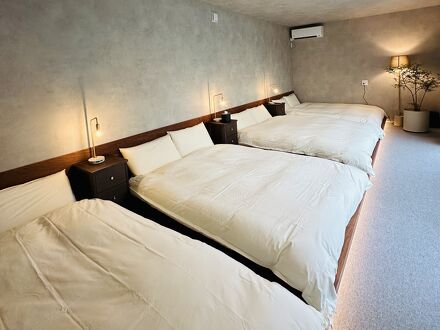 LOCA THE JUNPU MOROYOSE (ロカザジュンプウ モロヨセ) 写真