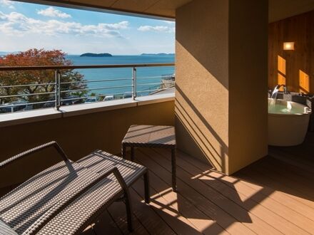 三谷温泉 ホテル明山荘 写真