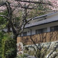 Temple Hotel 武井坊