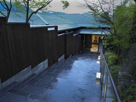 由布院　元（ＨＡＪＩＭＥ） 写真