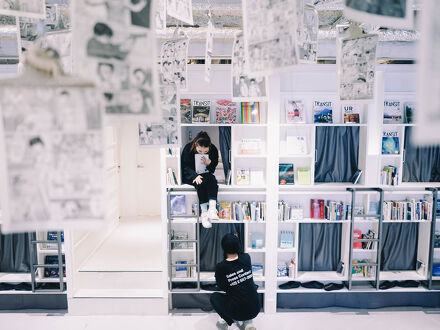 BOOK AND BED TOKYO 心斎橋店 写真