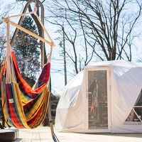 GLAMPINGBASE enCamp and 研修 合宿旅館 陽だまりの家 写真