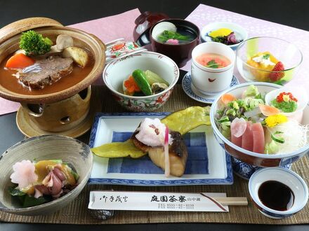 庭園茶寮 写真
